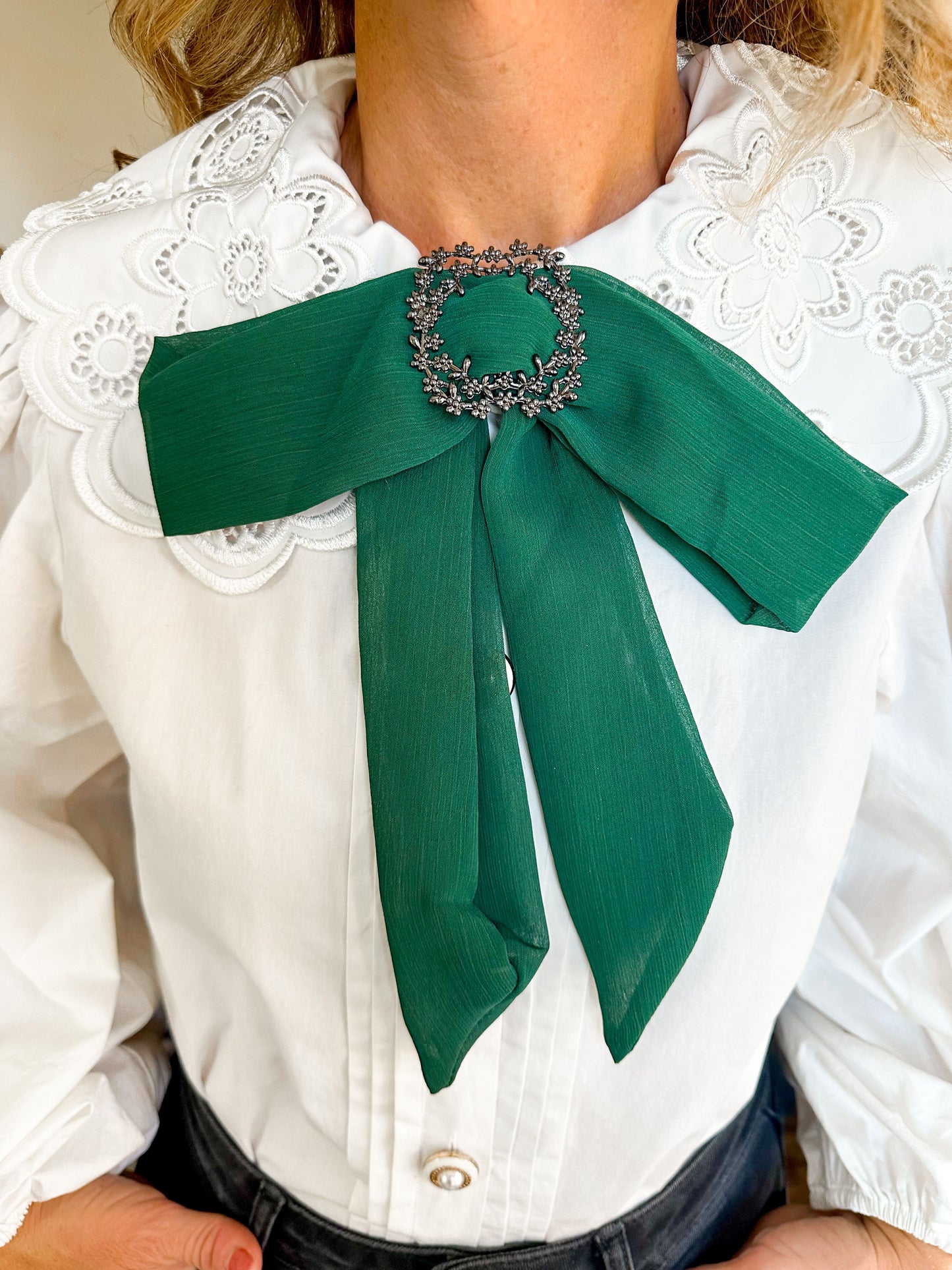 Green Bow Necklace